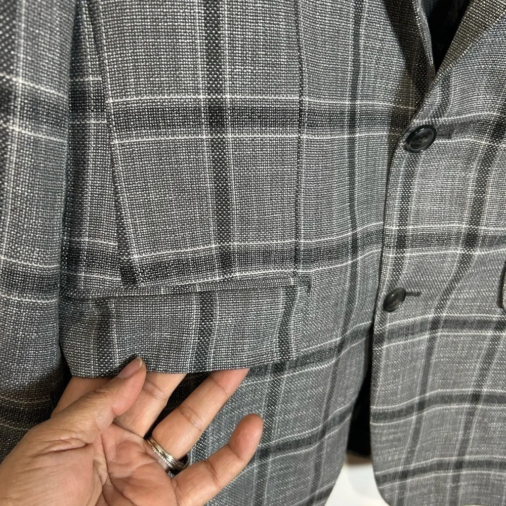 Zara Men's Gray Plaid Sport Coat Blazer